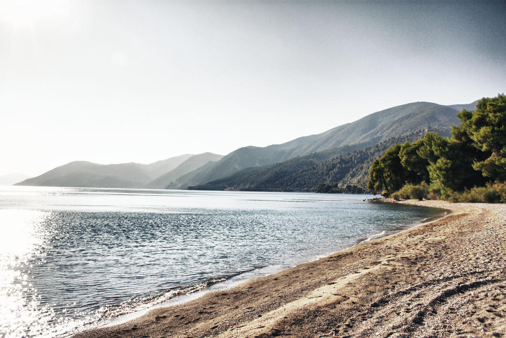 Sungate Beach Rovies Bilik gambar